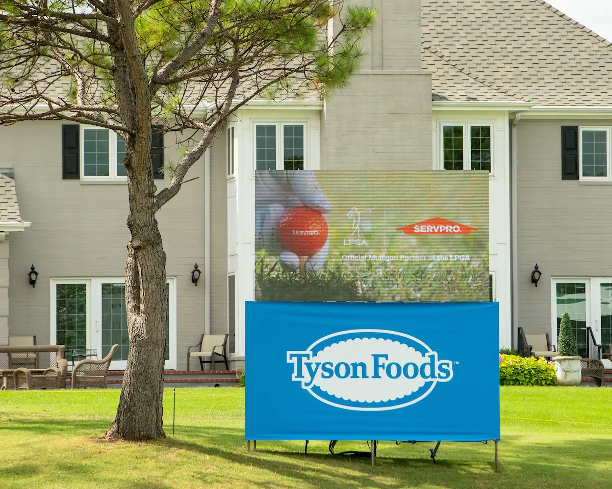 Tyson Foods logo sign